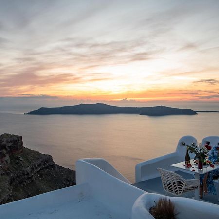 Heavens Edge Hotell Imerovígli Eksteriør bilde