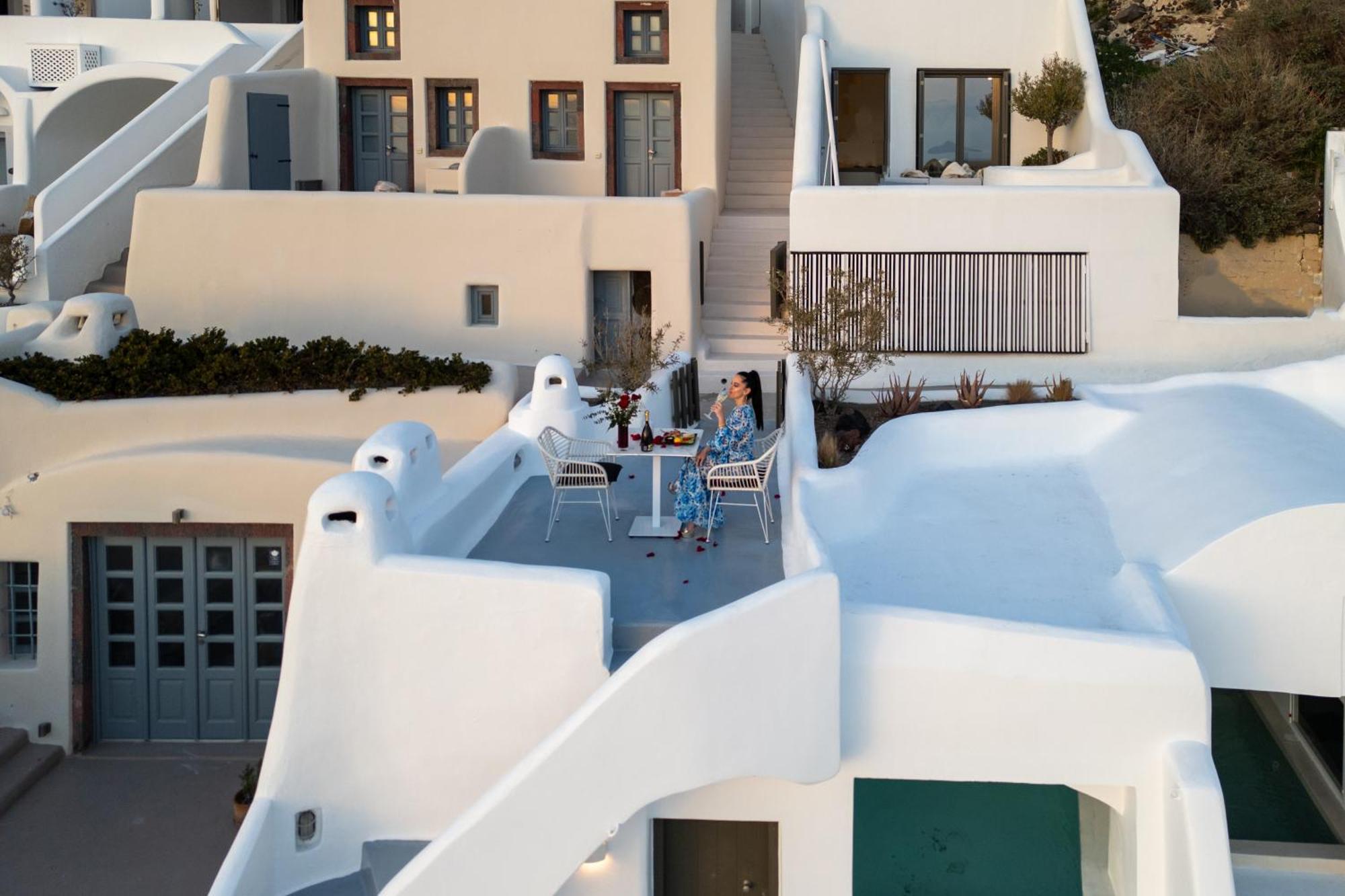 Heavens Edge Hotell Imerovígli Eksteriør bilde