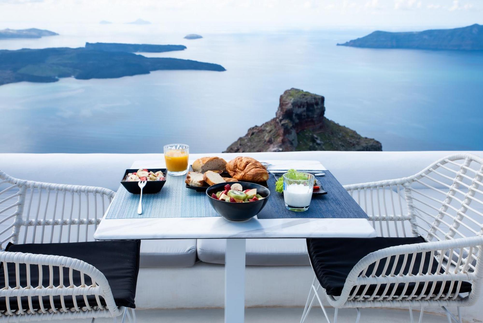 Heavens Edge Hotell Imerovígli Eksteriør bilde